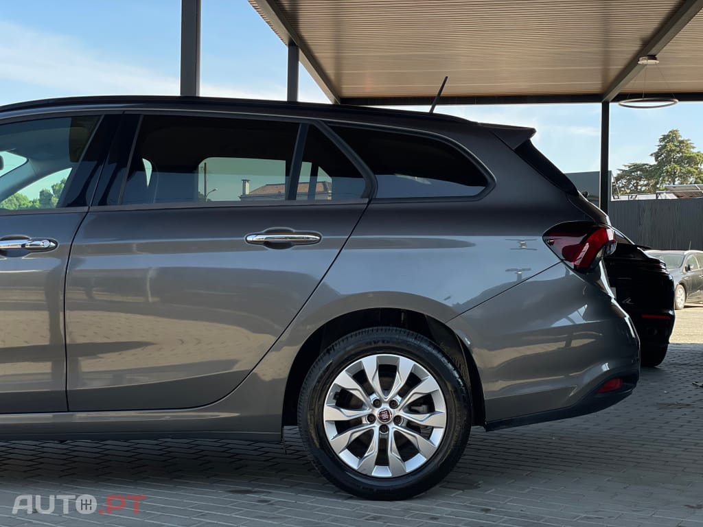 Fiat Tipo 1.3 M-Jet Lounge