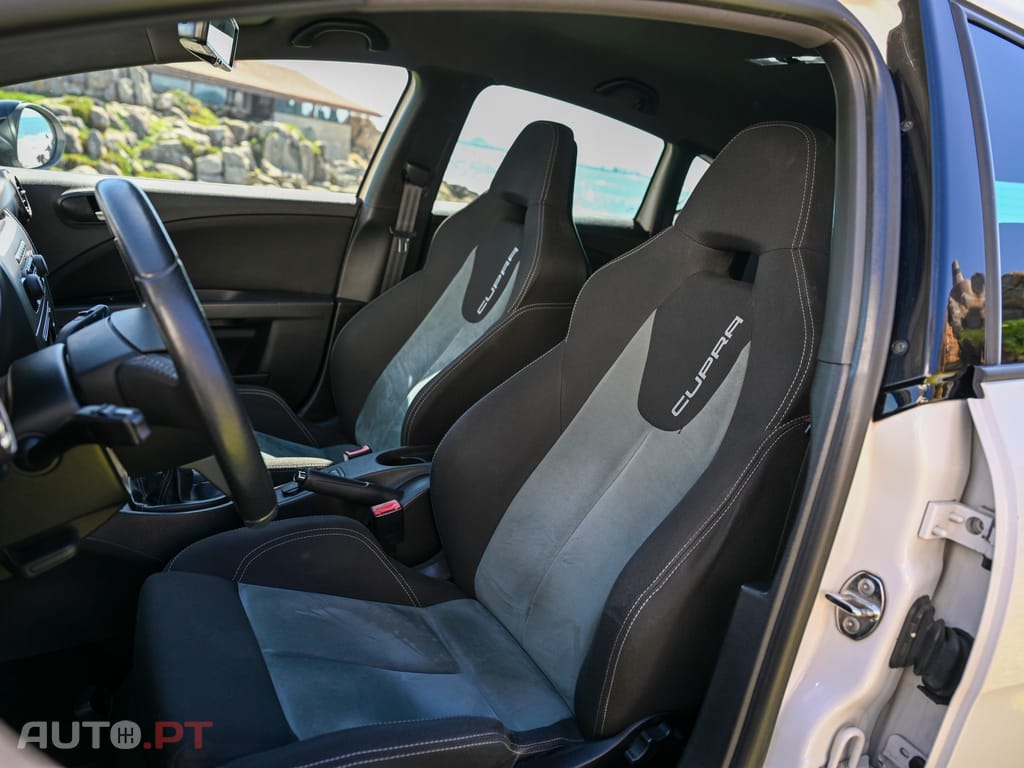 Seat Leon 2.0 TSi Cupra R