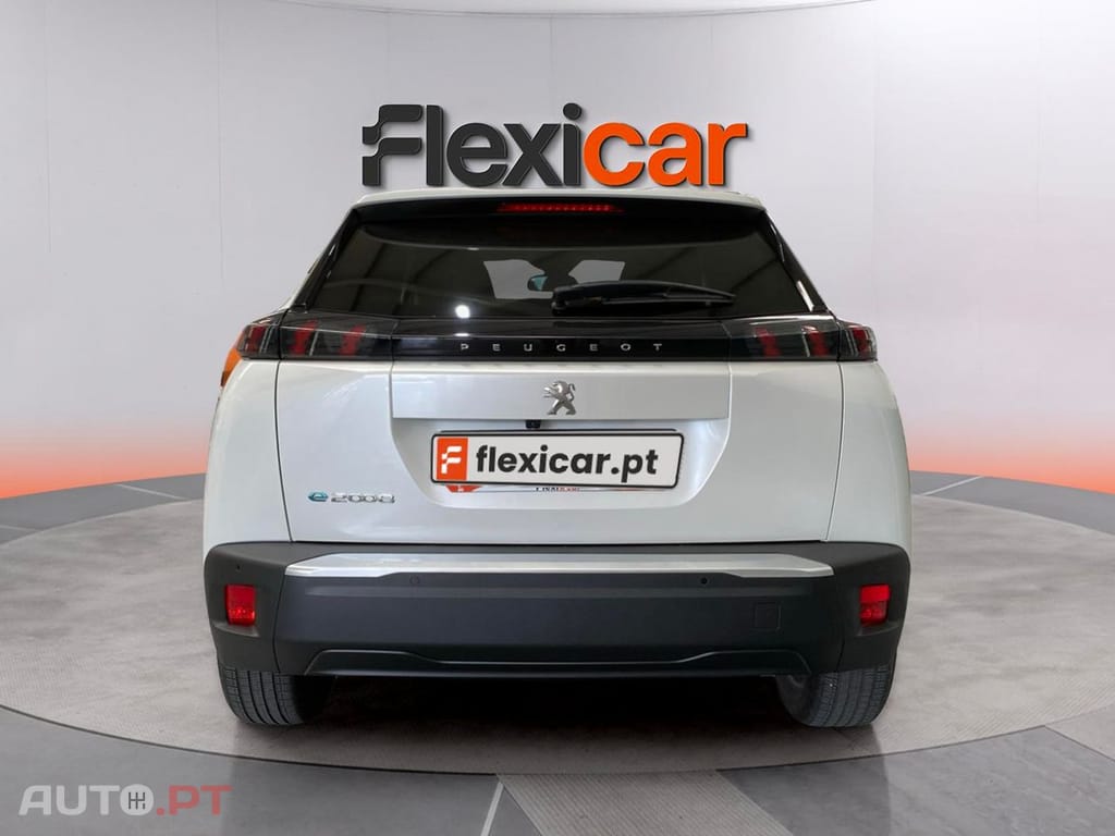 Peugeot E-2008 50 kWh Allure Pack