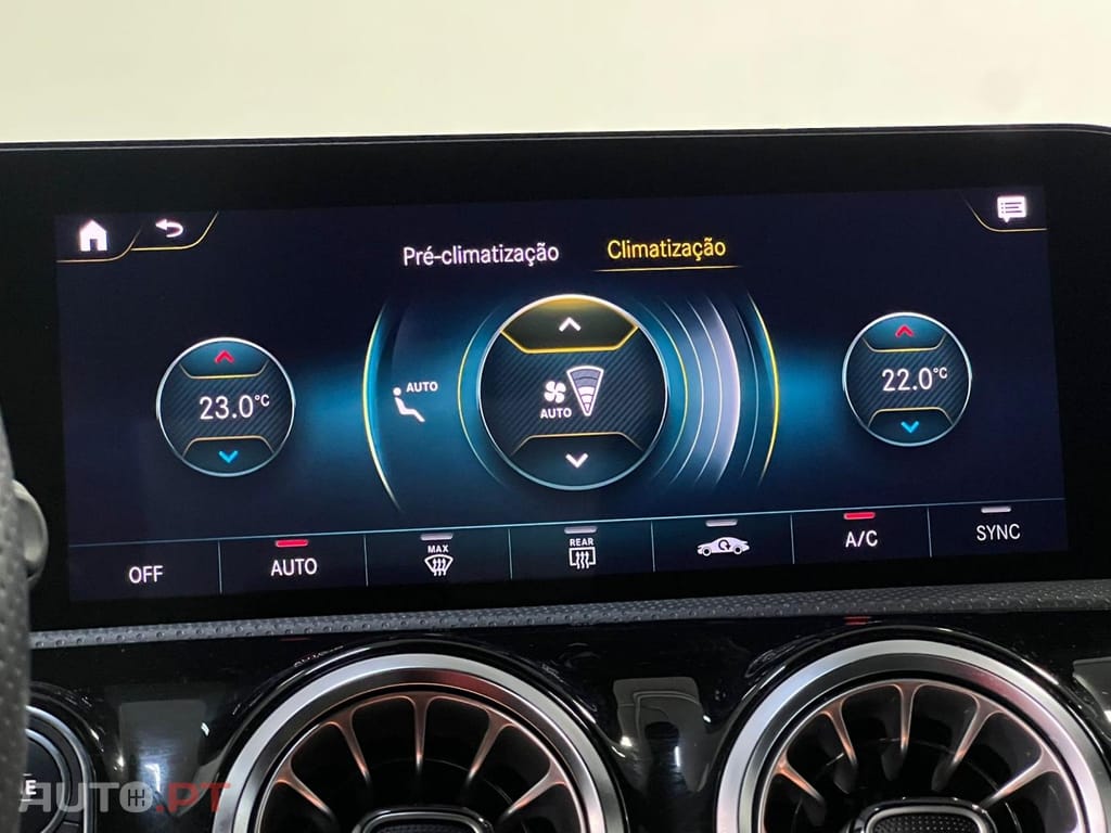 Mercedes-Benz CLA 250 e Auto AMG Line