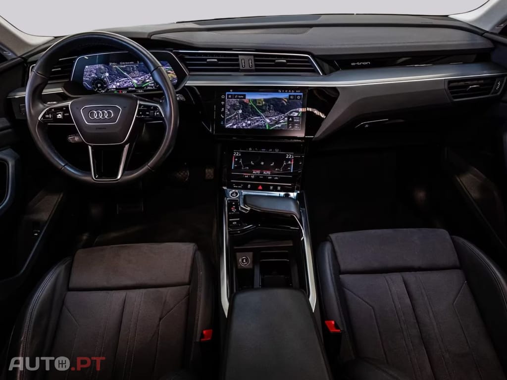 Audi E-Tron I.V.A DEDUTÍVEL 55 Q 2x S LINE