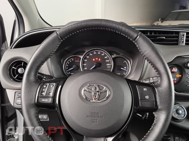 Toyota Yaris 1.0 VVT-i Comfort