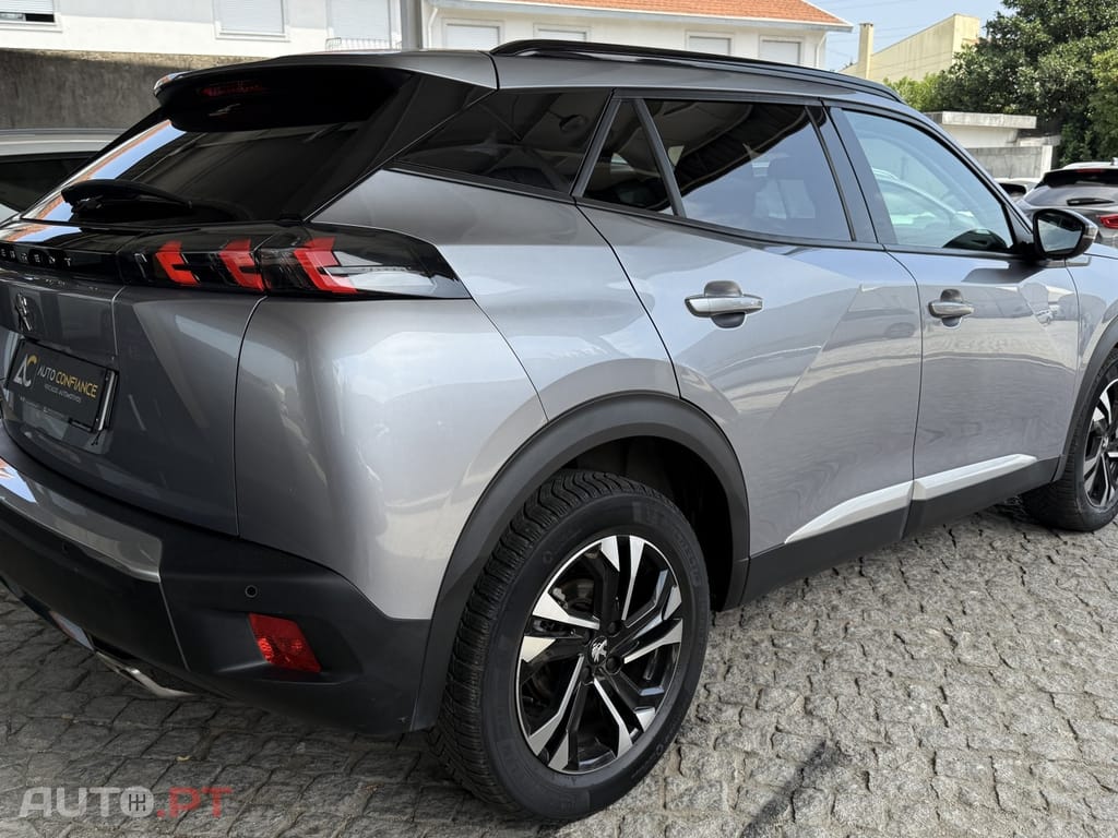 Peugeot 2008 1.2 PureTech Allure