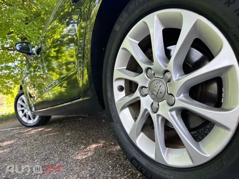 Audi A3 Sportback 1.6 TDi Business Line Attraction S tronic