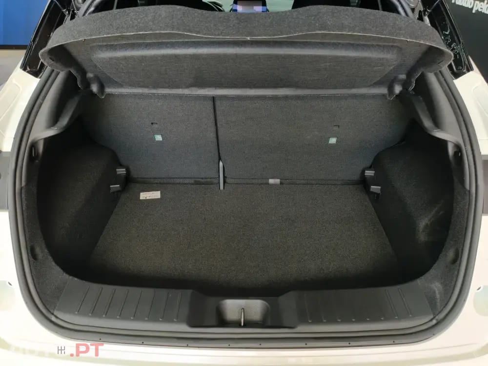 Nissan Juke 1.6 Hybrid N-Design Black