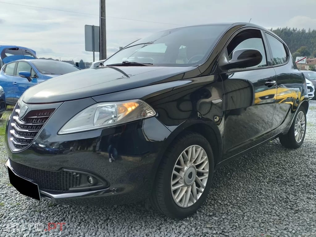 Lancia Ypsilon 1.2 S&S Gold