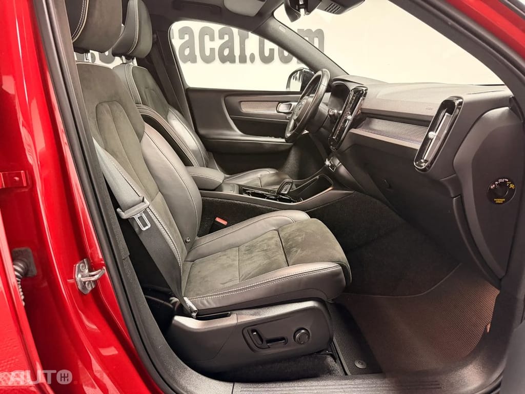 Volvo XC40 P8 AWD Recharge RDesign