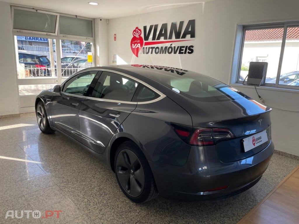 Tesla Model 3 Long Range AWD Dual Motor