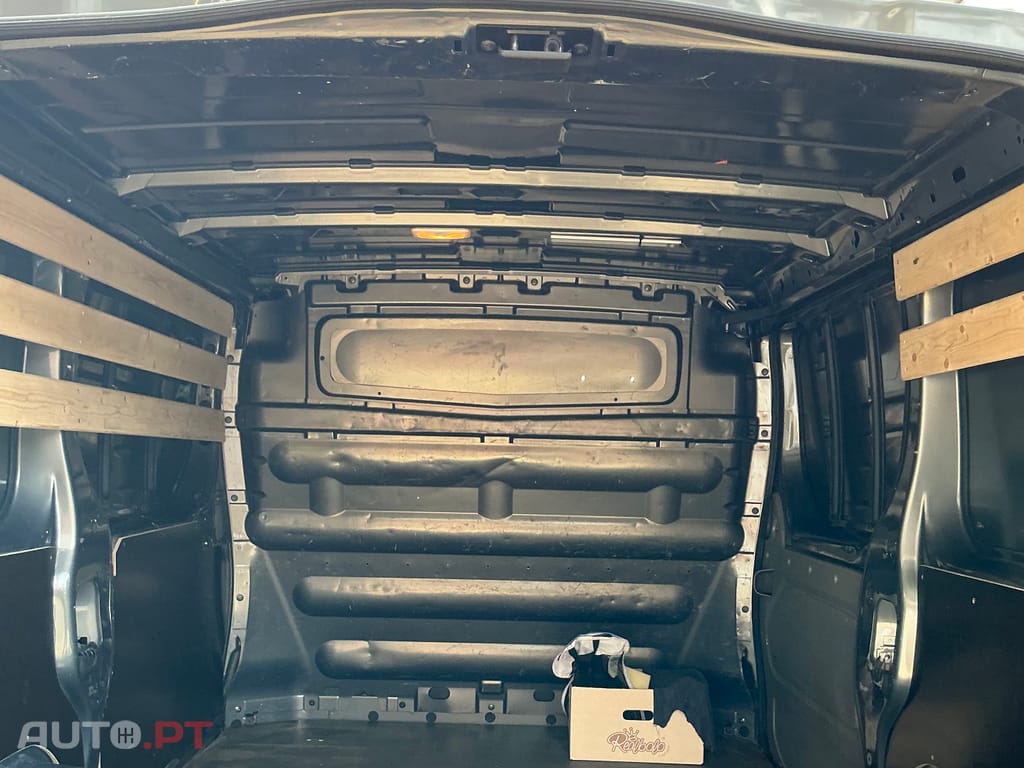 Opel Vivaro Furgones