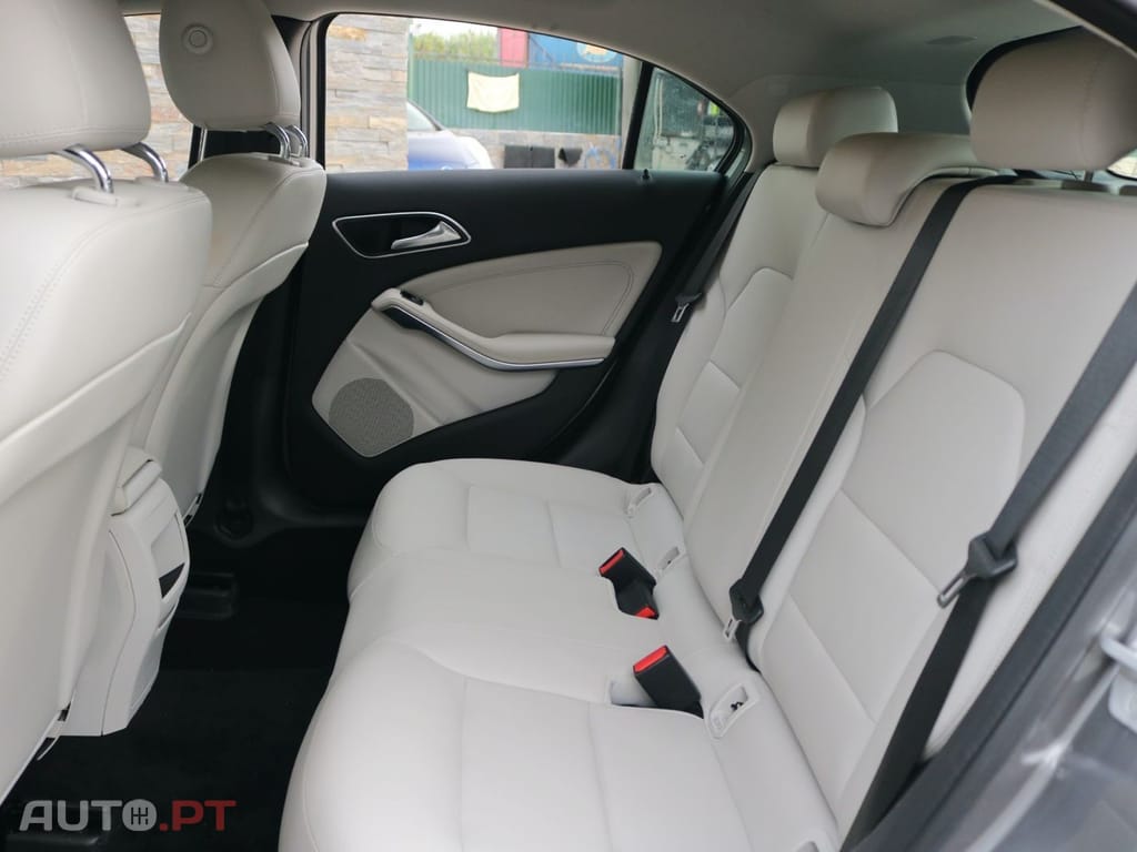 Mercedes-Benz A 250 BlueEfficiency Aut.