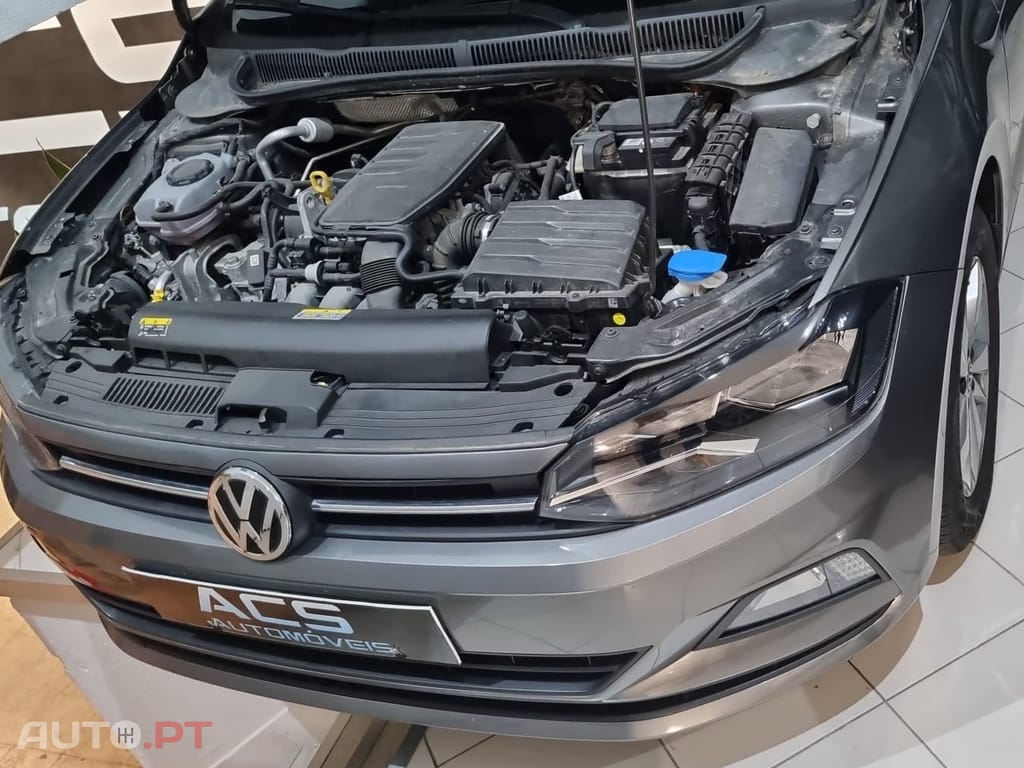 Volkswagen Polo 1.0 Confortline