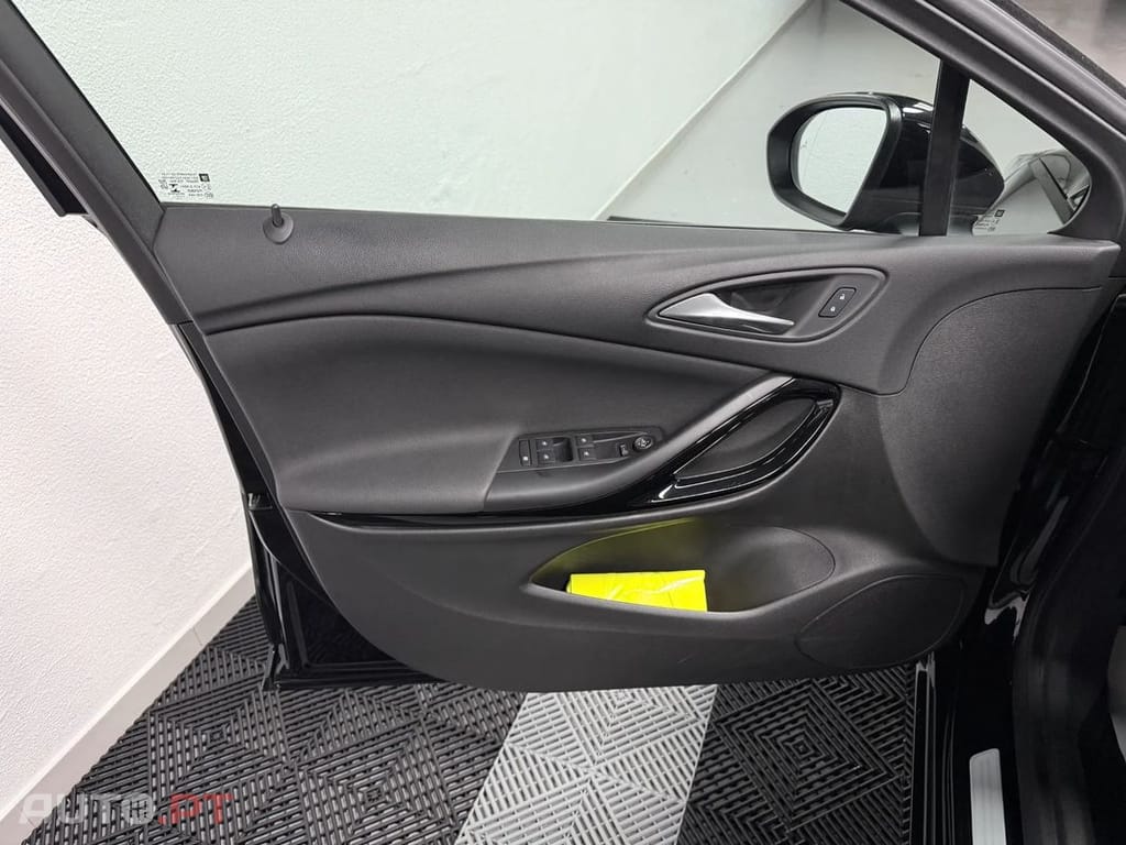 Opel Astra 1.5 D Elegance