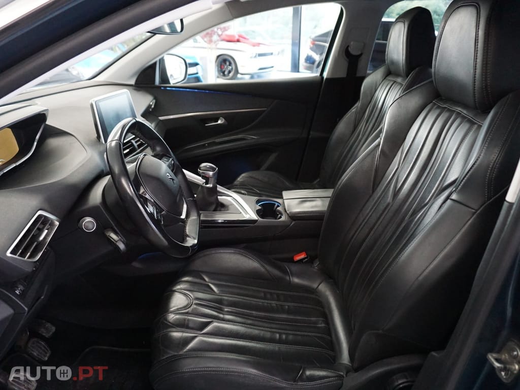 Peugeot 5008 1.2 PureTech Allure Grip Control