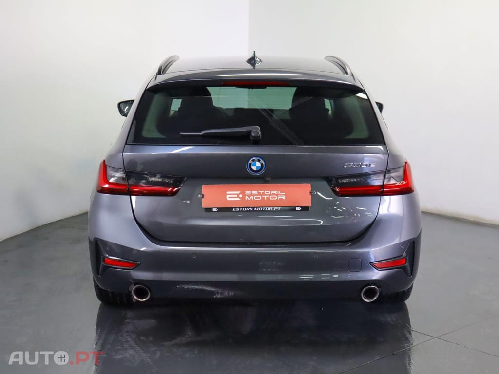 BMW 330 e Auto Corporate Edition