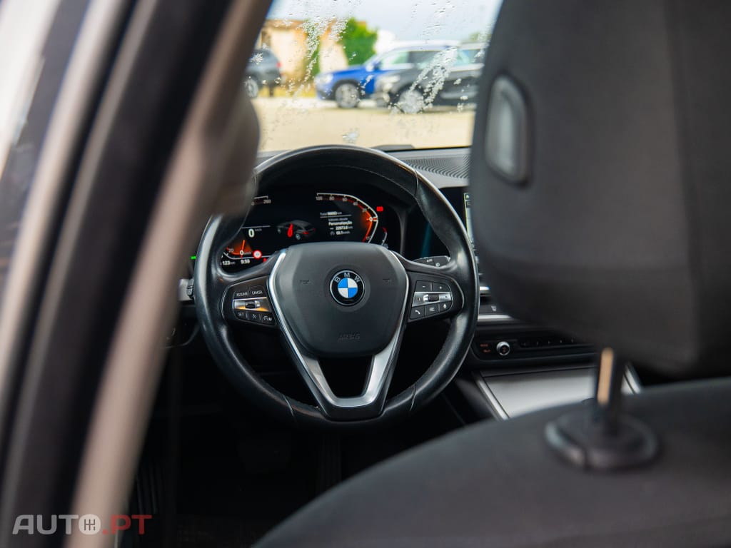 BMW 318 d Auto