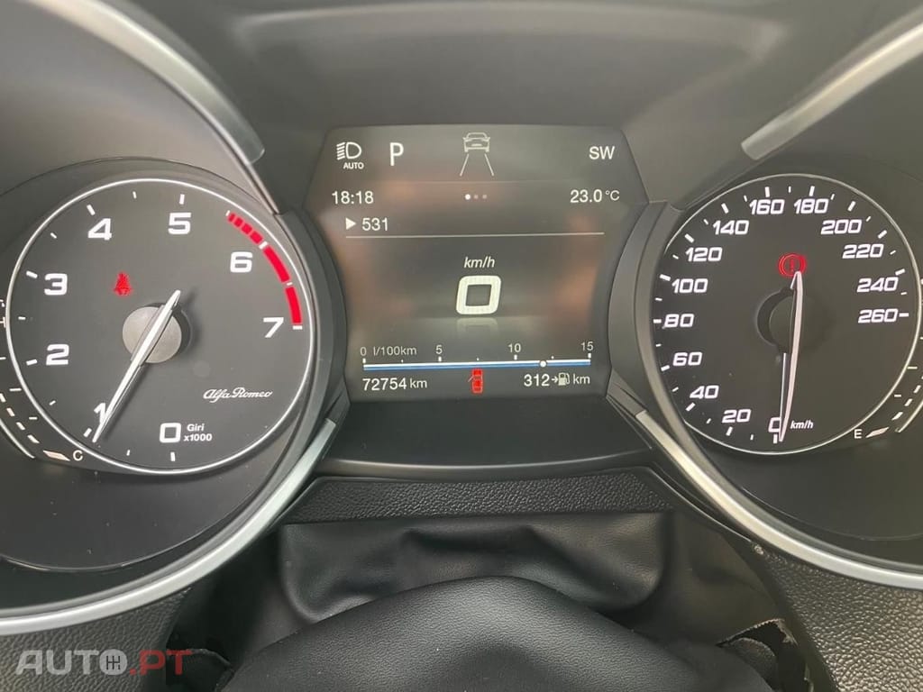 Alfa Romeo Stelvio 2.0 Turbo 16V AT8-Q4 First Edition