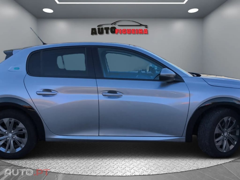 Peugeot E-208 50 kWh Allure Pack