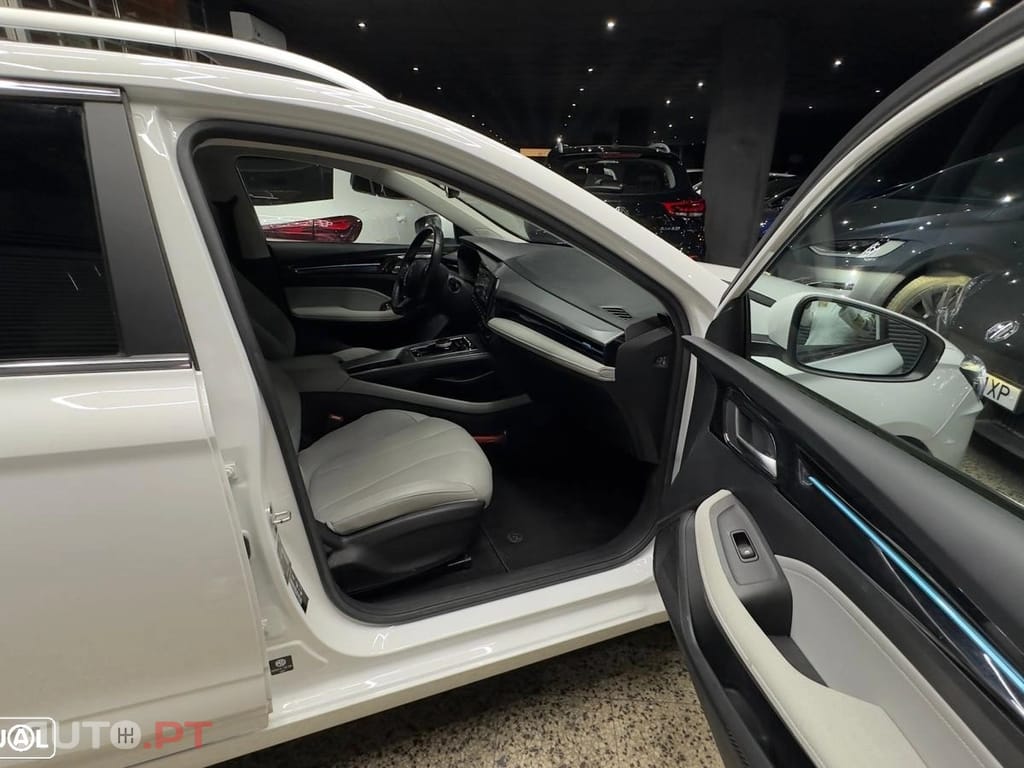 MG MG5 51 kWh Luxury