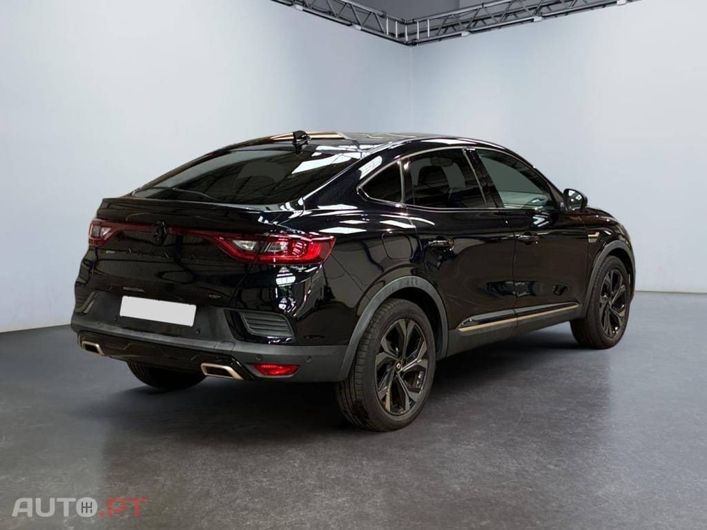 Renault Arkana E-Tech Engineered