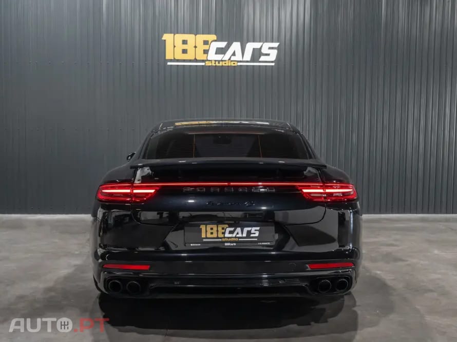 Porsche Panamera S PDK