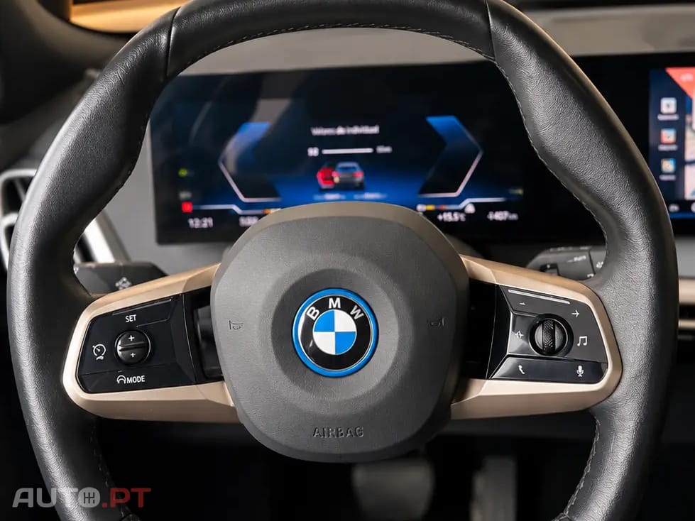 BMW iX xDrive 40 Pack Desportivo