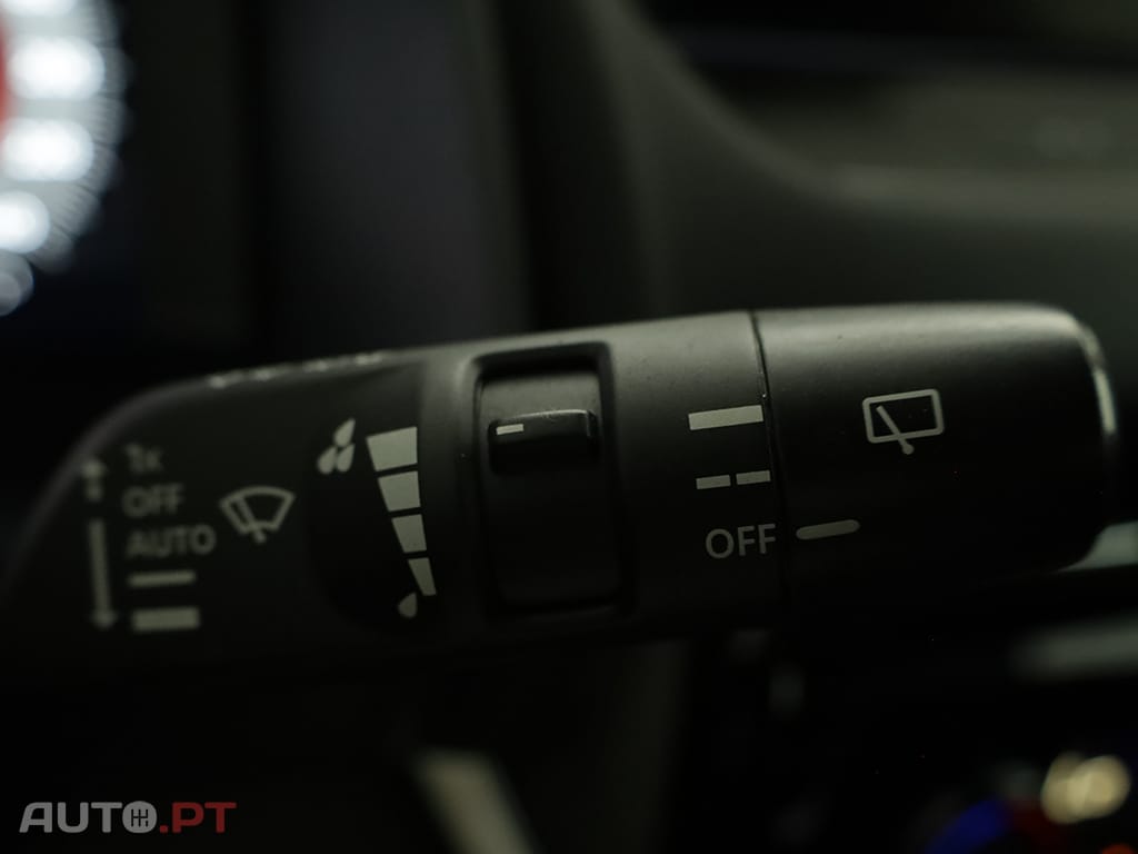 Nissan Qashqai Qashqai 1.3 DIG-T N-Connecta LED Xtronic