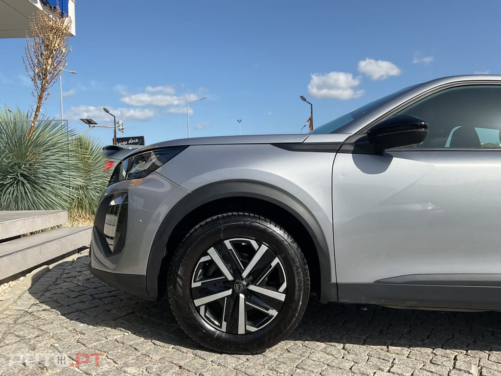 Peugeot 2008 1.2 PureTech Active Pack