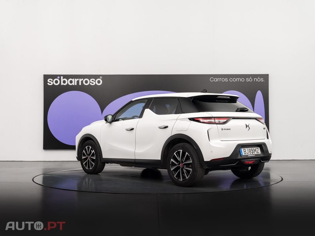 DS DS3 Crossback E-Tense Performance Line