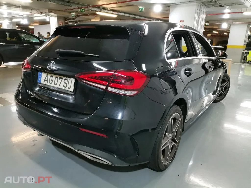 Mercedes-Benz A 250 e AMG Line