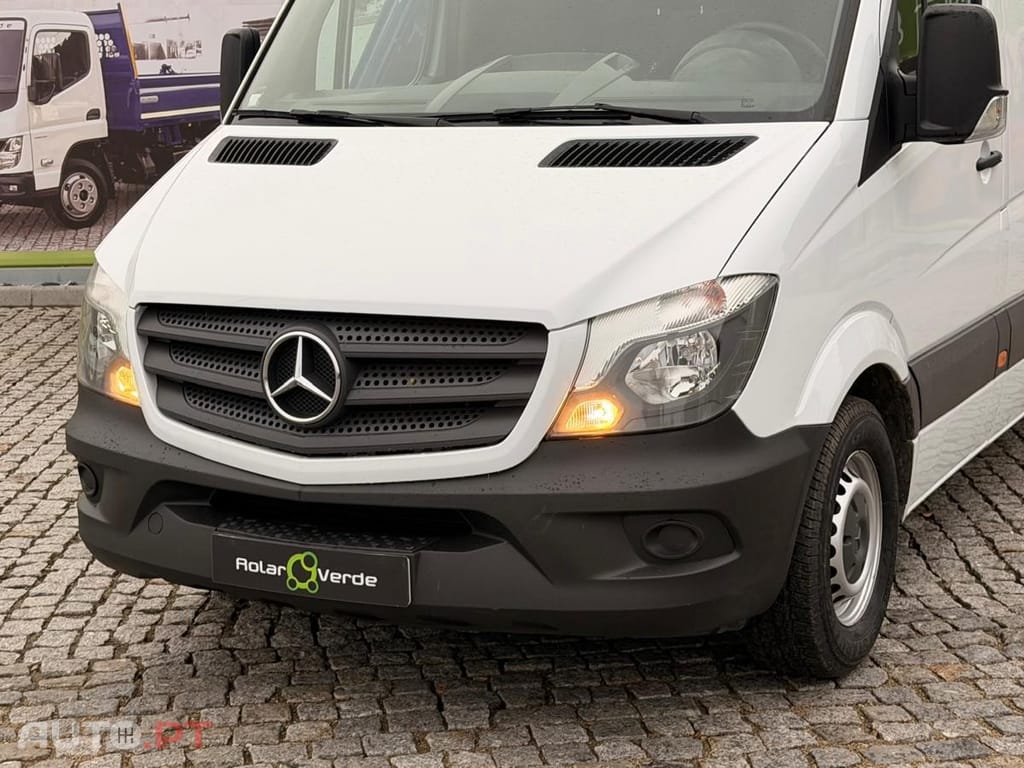 Mercedes-Benz Sprinter 316 CDI  L4 H2