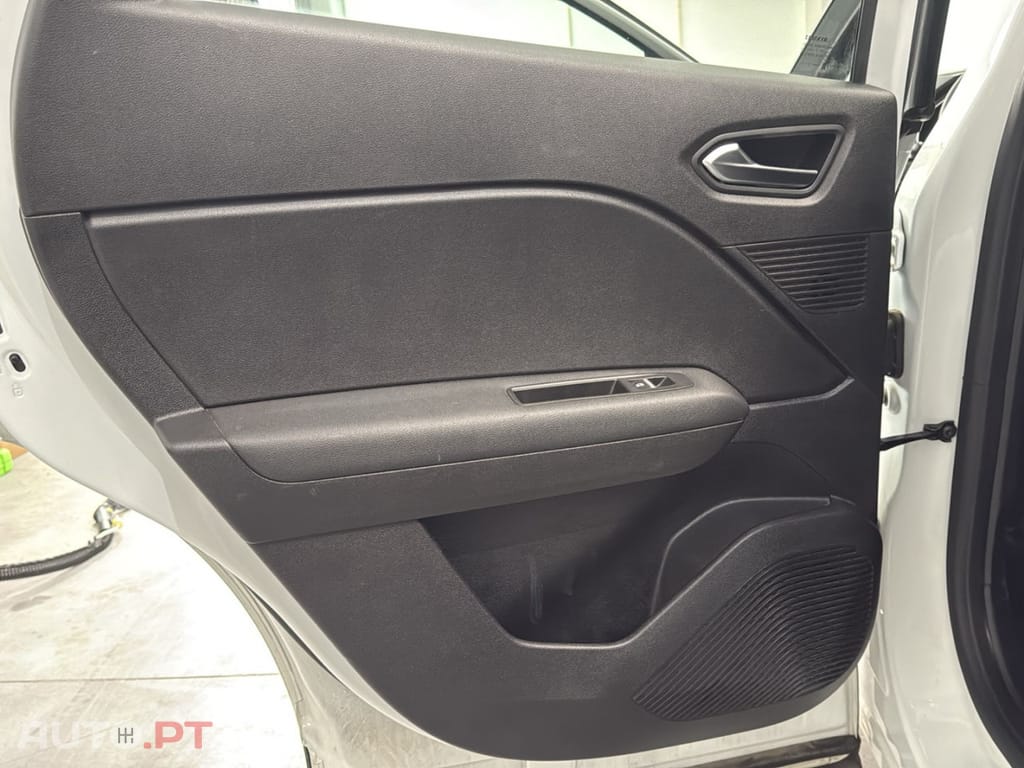 Renault Captur 1.6 E-Tech Full Hybrid Techno