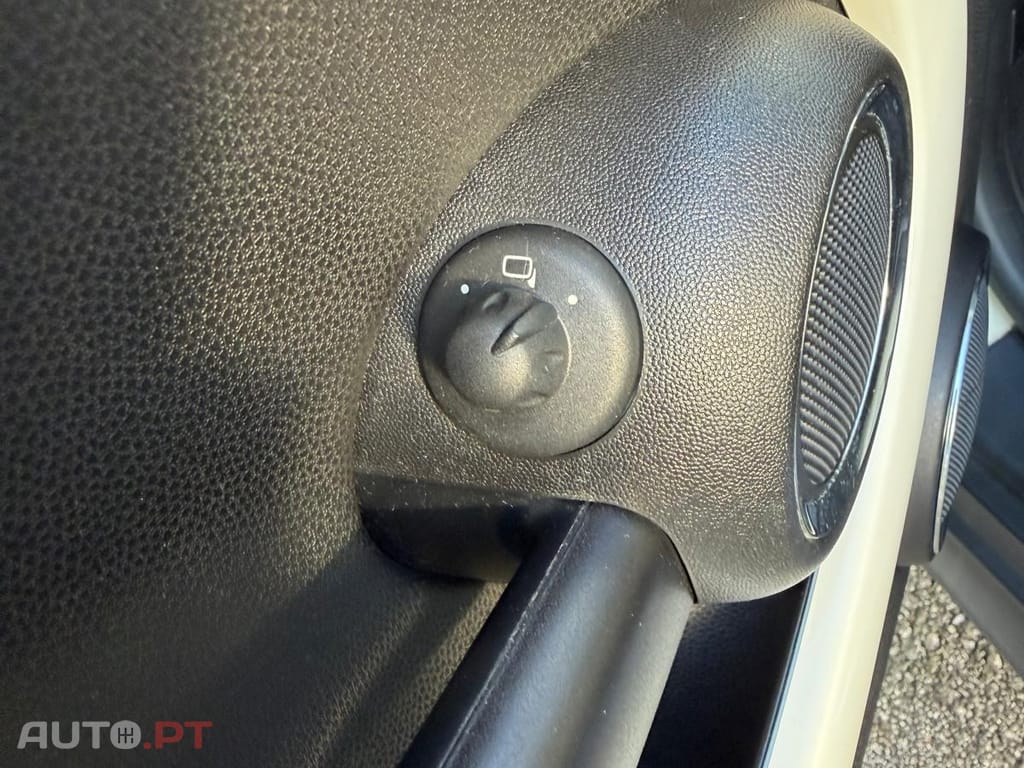 MINI Cooper Cooper D