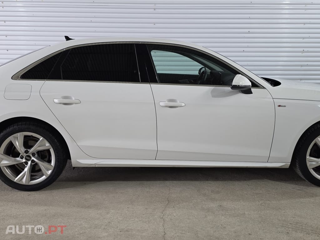 Audi A4 35 TDI S line S tronic