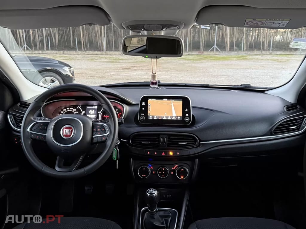 Fiat Tipo 1.3 M-Jet Lounge Tech