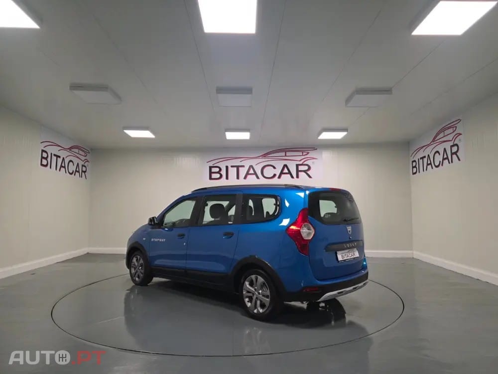 Dacia Lodgy 1.5 dCi Stepway 7L