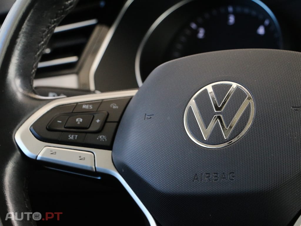 Volkswagen Passat Variant 2.0 TDi Elegance DSG