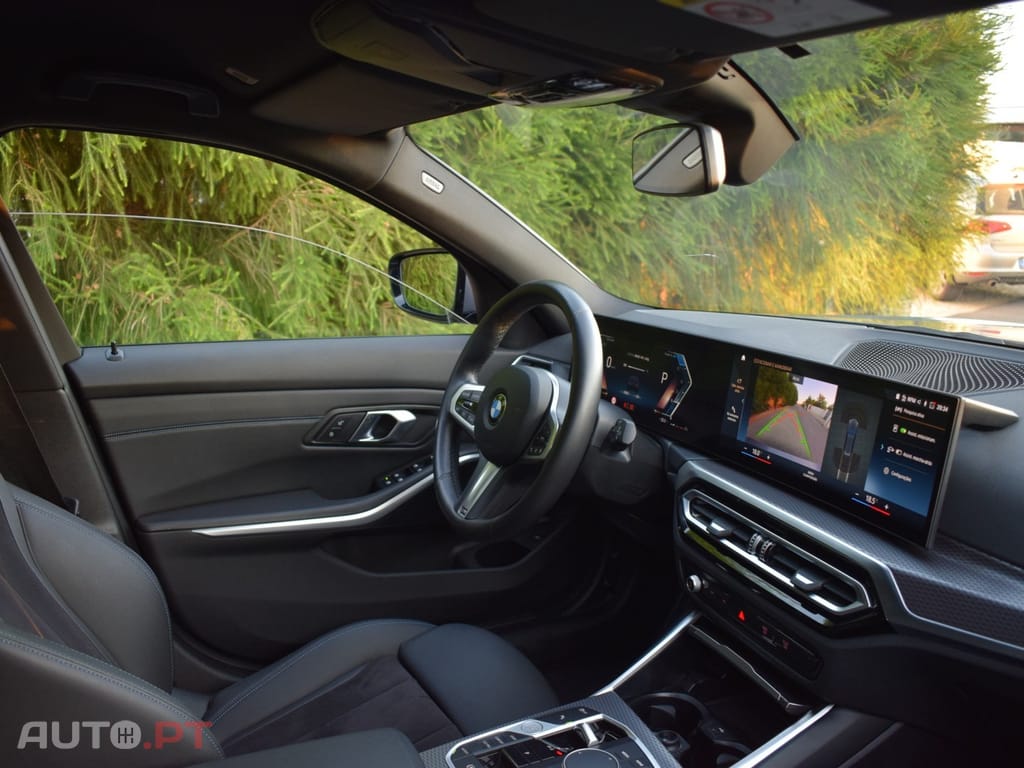 BMW 320 d Touring Pack Desportivo M Auto