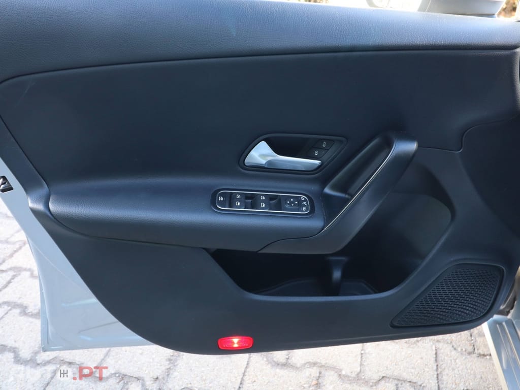 Mercedes-Benz CLA 180 d Shooting Brake Style Plus Aut.