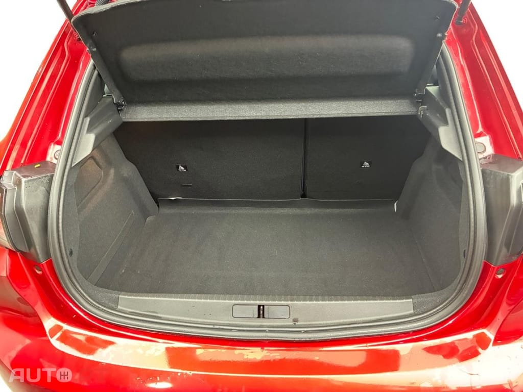 Peugeot E-208 50 kWh Active Pack