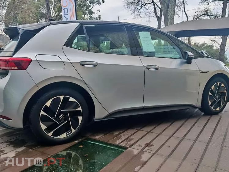 Volkswagen ID.3 Pro Performance Life — fotografia 5