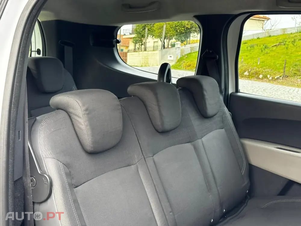 Dacia Lodgy 1.5 dCi Confort 7L