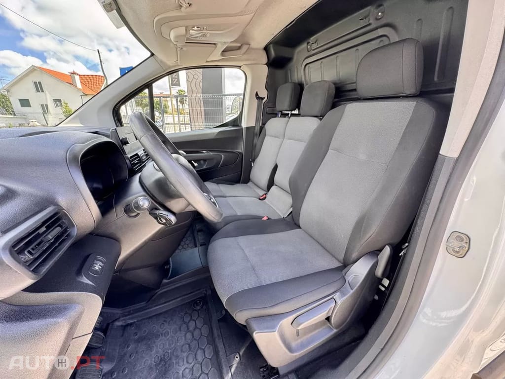 Citroen Berlingo 1.5 HDi FIBRADA - 3 Lugares