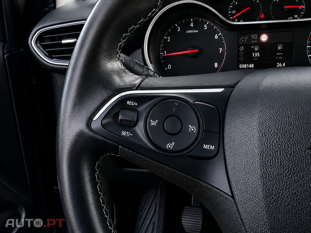 Opel Crossland 1.2 Ultimate — fotografia 11