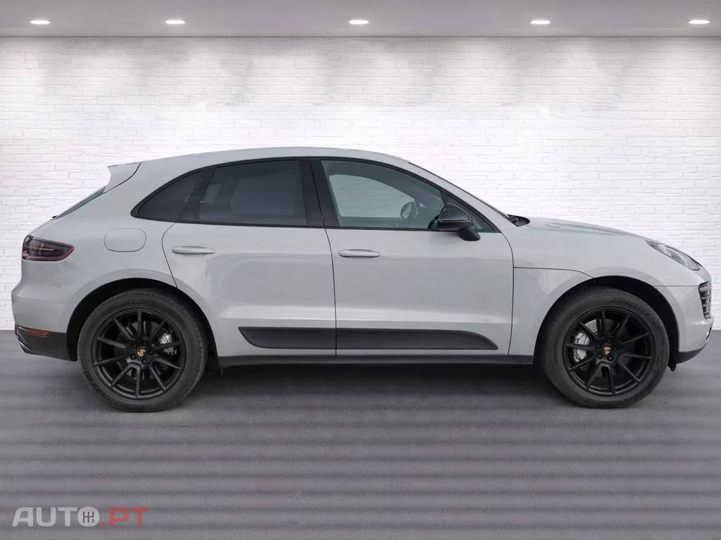 Porsche Macan S