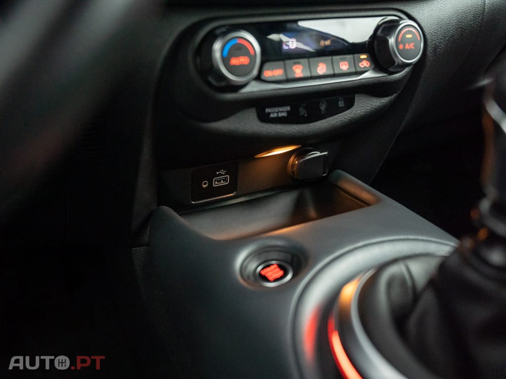 Nissan Juke 1.0 DIG-T Tekna