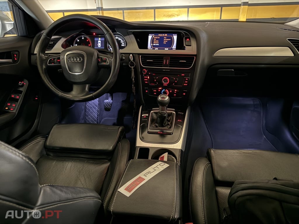 Audi A4 2.0 TDI S-line