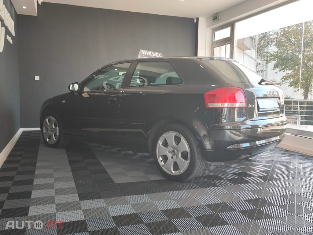 Audi A3 2.0TDI AMB (1DONO)