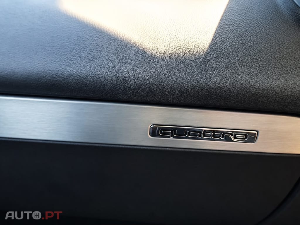 Audi TT 2.0 TDI quattro S-line