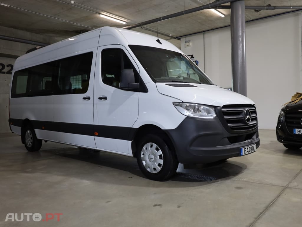 Mercedes-Benz Sprinter 315 CDI/43 Luxo (2+2+2+3)