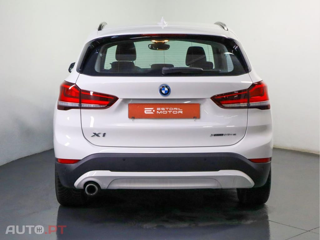 BMW X1 xDrive25e Advantage